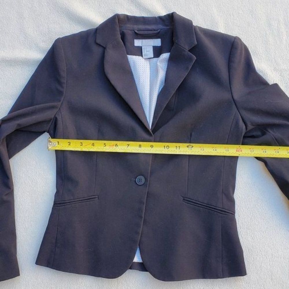 H&M black suit jacket - Picture 5 of 8